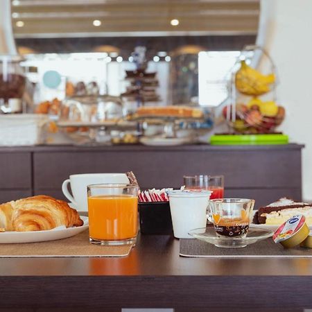 Hotel Cesirja Casavatore Ngoại thất bức ảnh