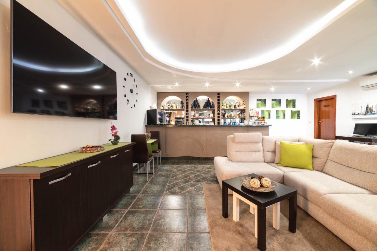 Hotel Cesirja Casavatore Ngoại thất bức ảnh